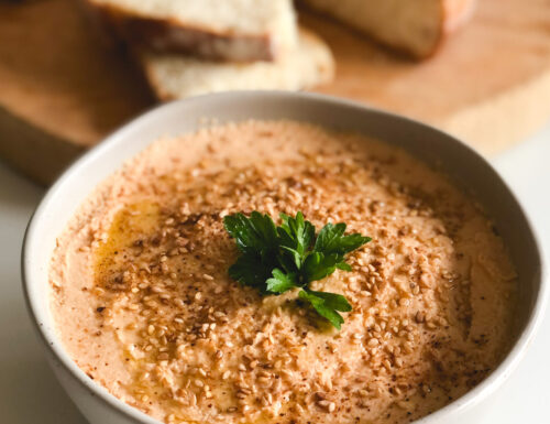 Hummus di ceci al pomodoro